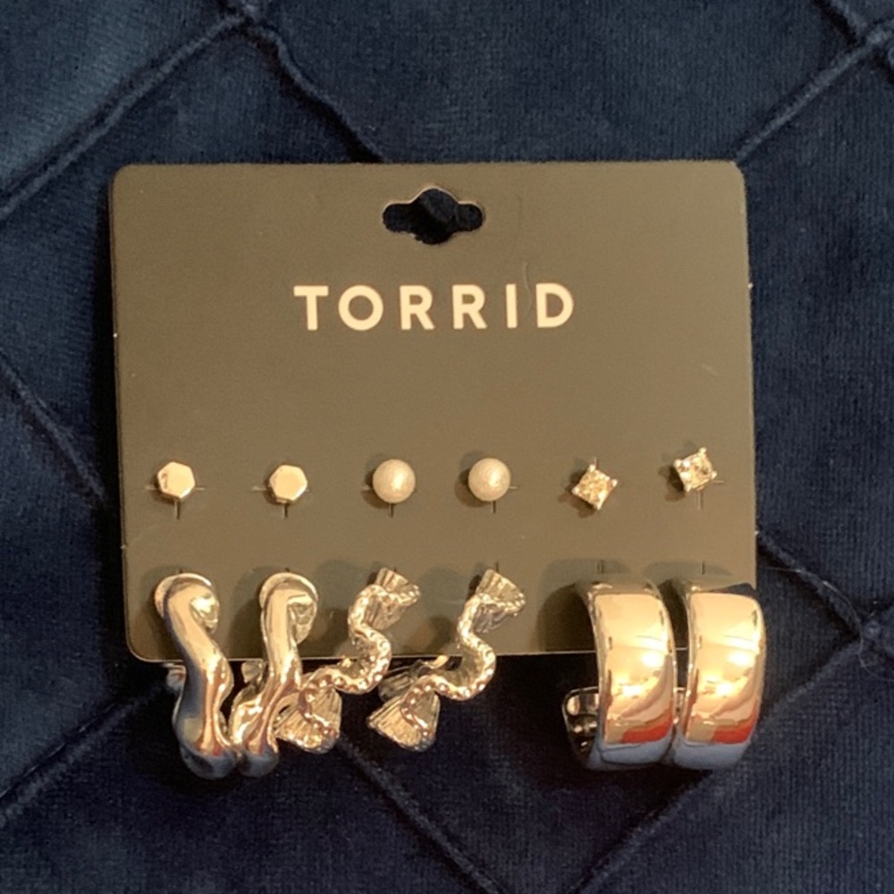 Torrid Silver and White Earring Collection - Picture 1 of 2